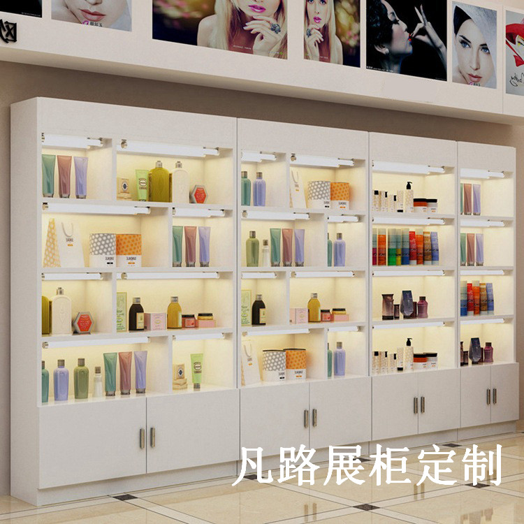 如何挑选一家合格的化妆品展示柜厂家