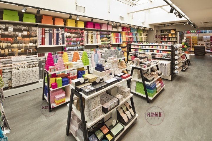 书店展示柜定制