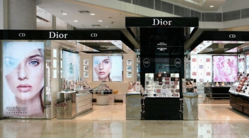 成都化妆品店展示柜设计效果图