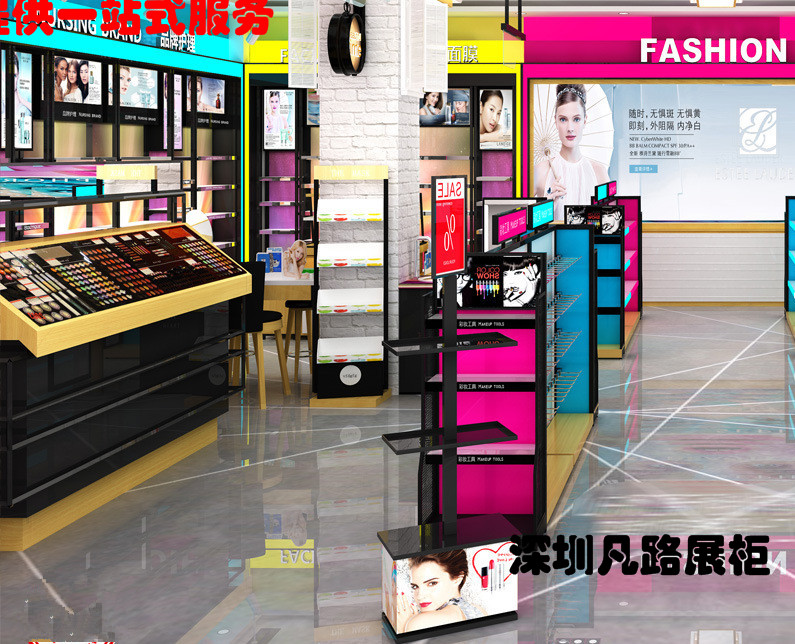 展柜厂科普一下化妆品柜台展示柜的成本与利润空间!