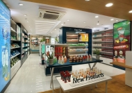 化妆品实体店如何优化门店走出困境？