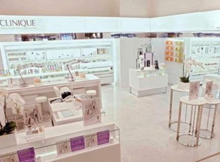 亚洲流行彩妆2017款凡路厂家订制化妆品展柜