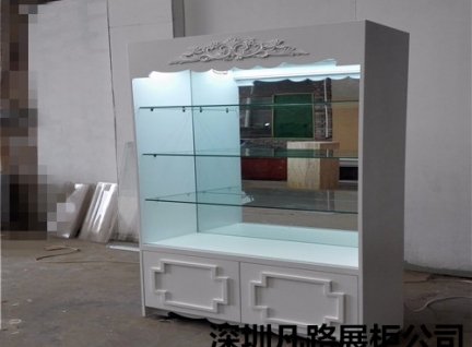 实拍广州客户订制款化妆品展示柜台-客订制