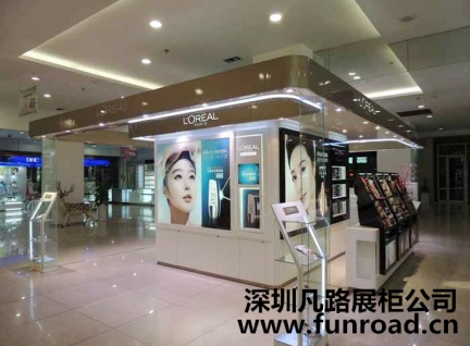 秋季新款木质烤漆定制版化妆品柜台陈列设计效果图-可订制