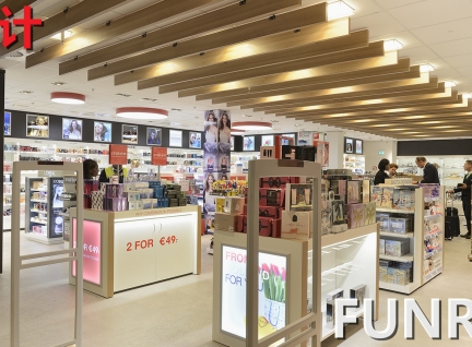 香港免税店定制展柜，摆放药妆产品