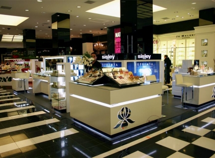 方形化妆品展柜效果图