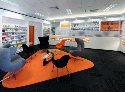 欧美新型药店展柜效果图
