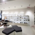 白色实木烤漆鞋店展柜效果图